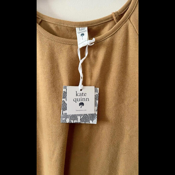 Kate Quinn's Women's Top - Picture 4 of 4